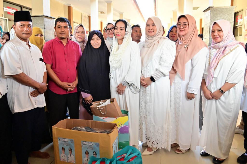 Bayi Dibuang di Dekat Ponpes Babul Hikmah, Ketua PKK Lampung Selatan Siap Jadi Orang Tua Asuh