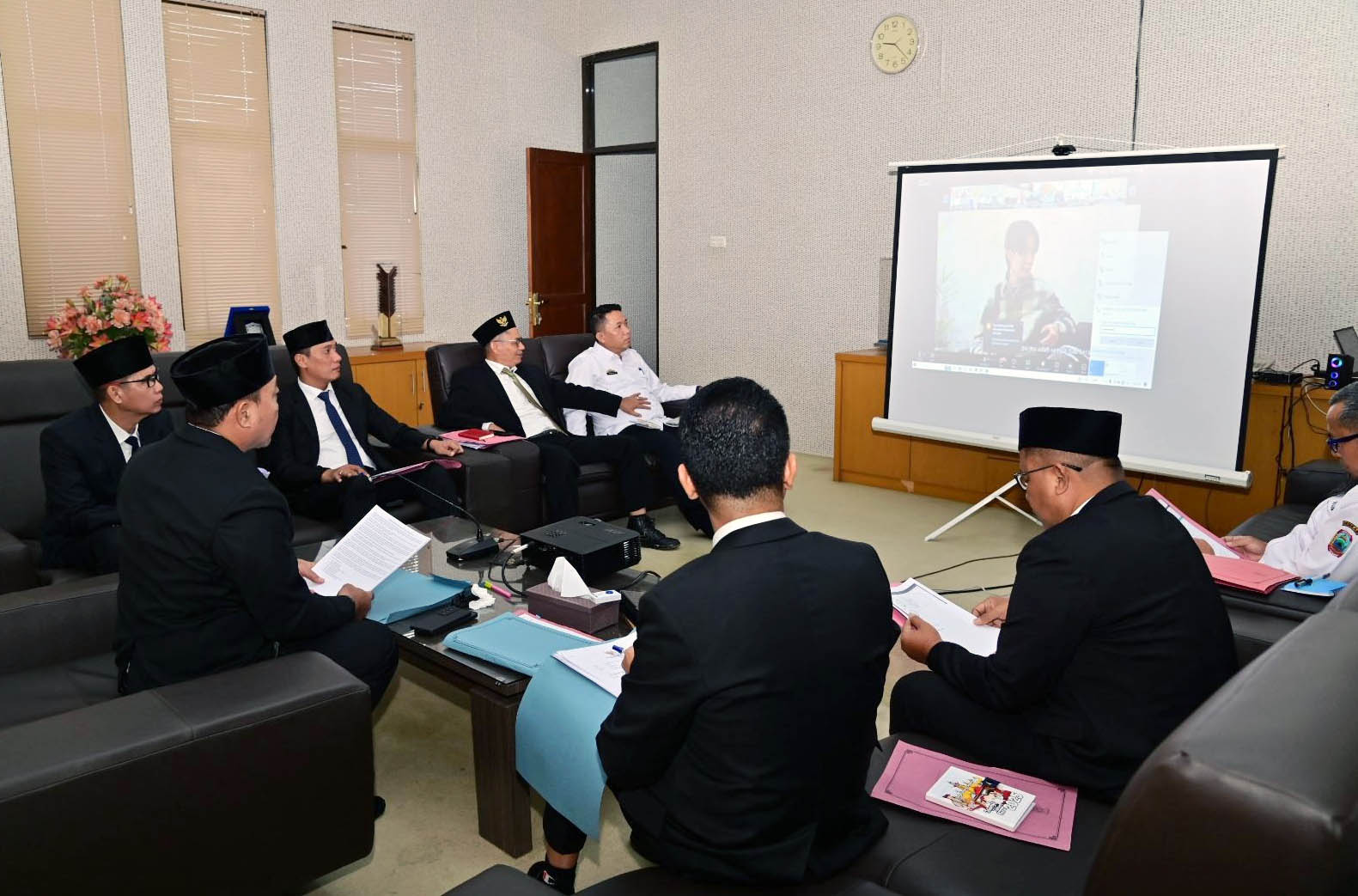 Wabup Lampung Selatan Hadiri Peluncuran IPKD dan MCP 2025 oleh KPK secara Daring