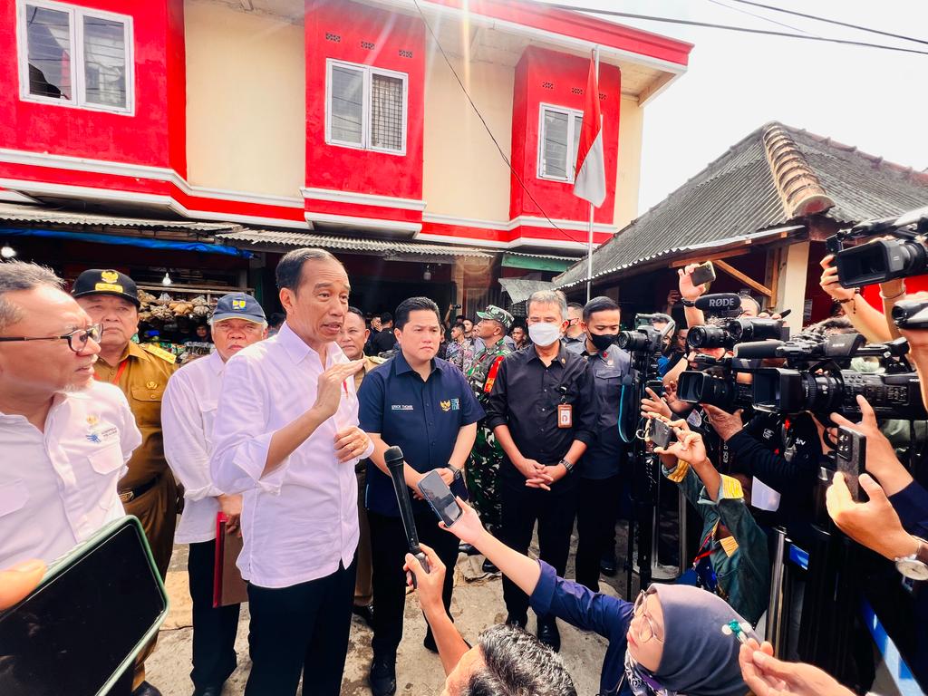 Kunjungi Pasar Natar Lampung, Presiden Tinjau Harga Komoditas Pangan