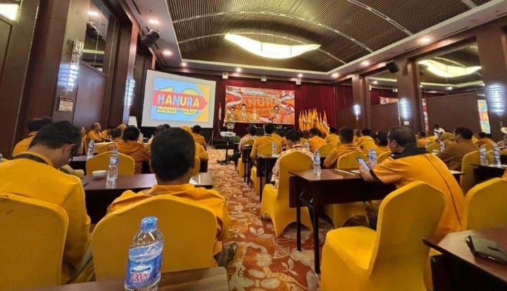 Bimtek dan Sekolah Politik Caleg, Hanura: Lolos PT 4%, Ganjar-Mahfud Menang