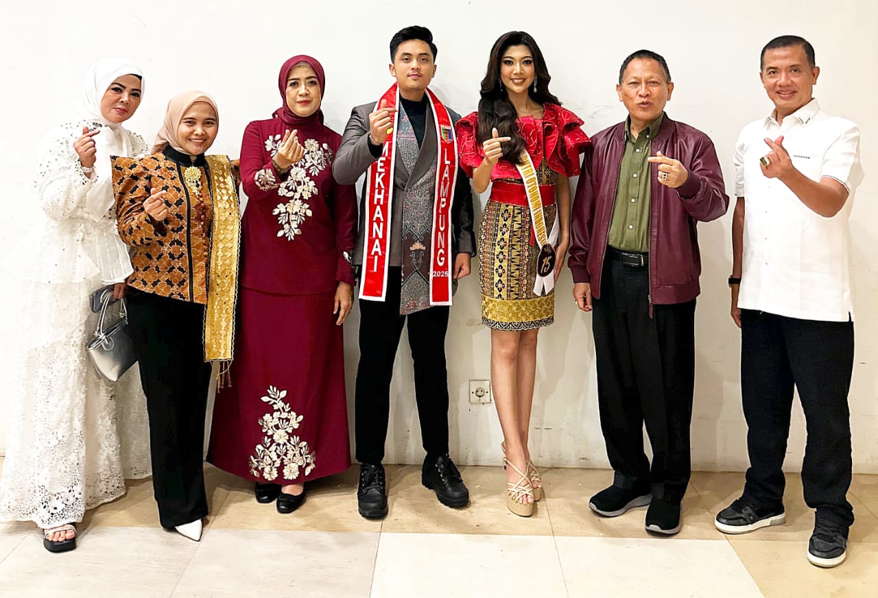 Bupati Tulang Bawang Hadiri Grand Final Putri Otonomi Indonesia 2025