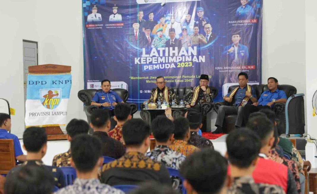 Menuju Indonesia Emas 2045, Sekdaprov Fahrizal Buka Latihan Kepemimpinan Pemuda