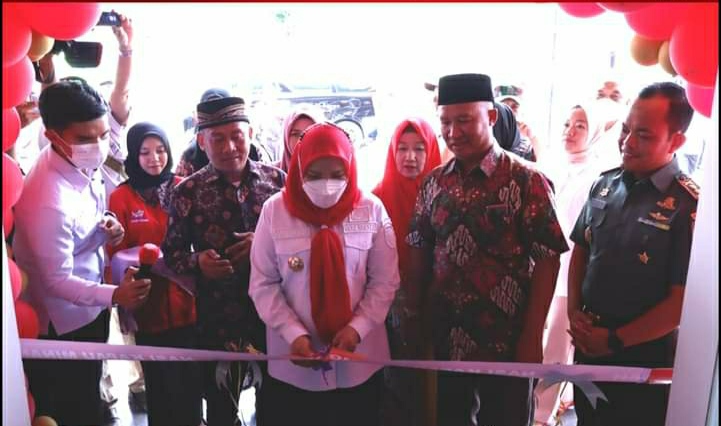 Walikota Bandar Lampung Resmikan Rumah Makan Nasi Kapau Minang Indah