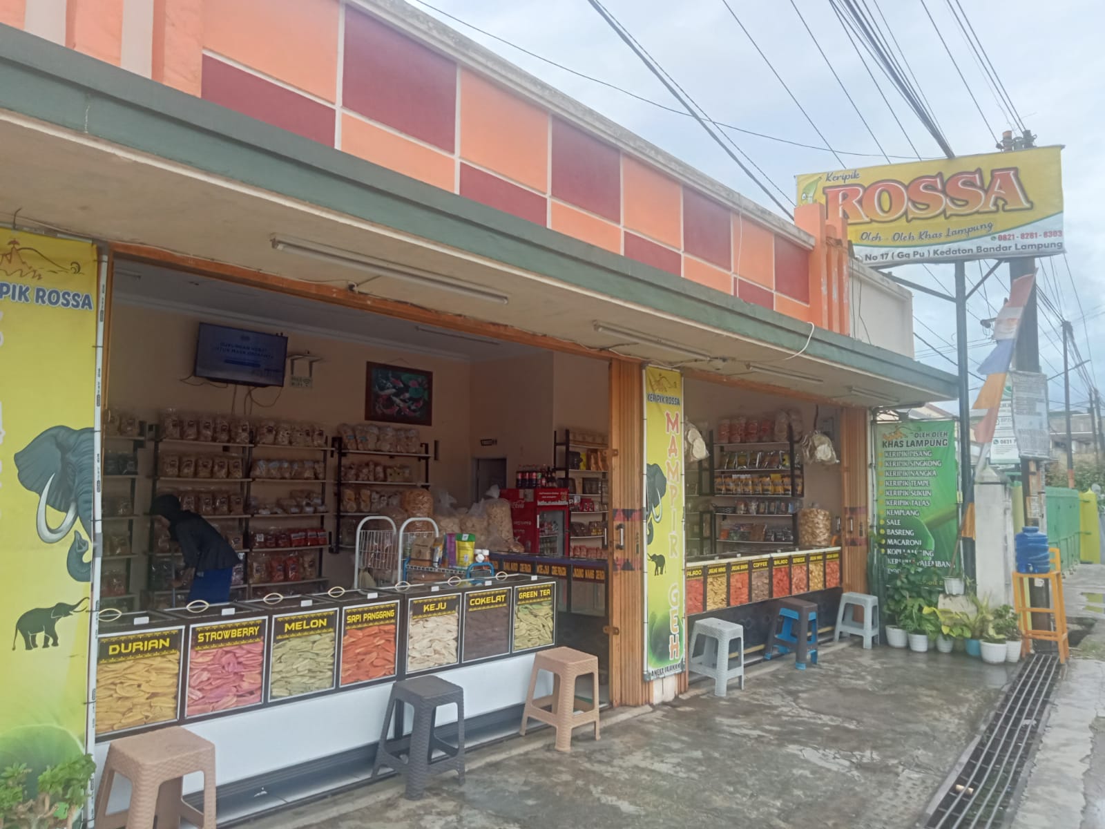 Keripik Rossa Terus Pertahankan Kualitas Rasa