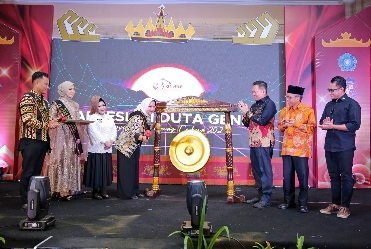 Bunda GenRe Lampung Riana Sari Arinal Buka Grand Final GenRe Awards Tahun 2023