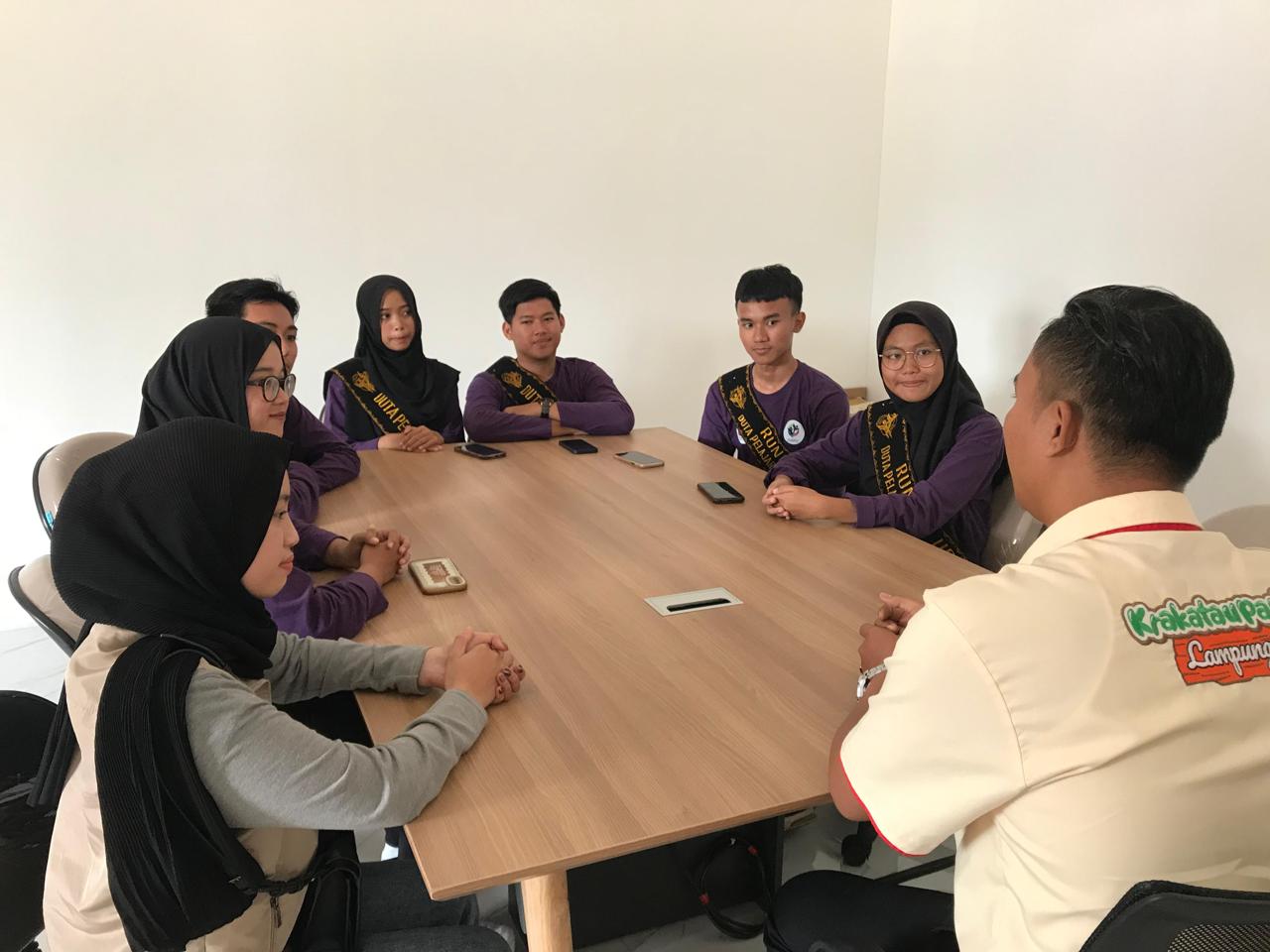 Duta Pelajar Lampung Berkunjung ke Taman Rekreasi Krakatau Park Bersama HOI