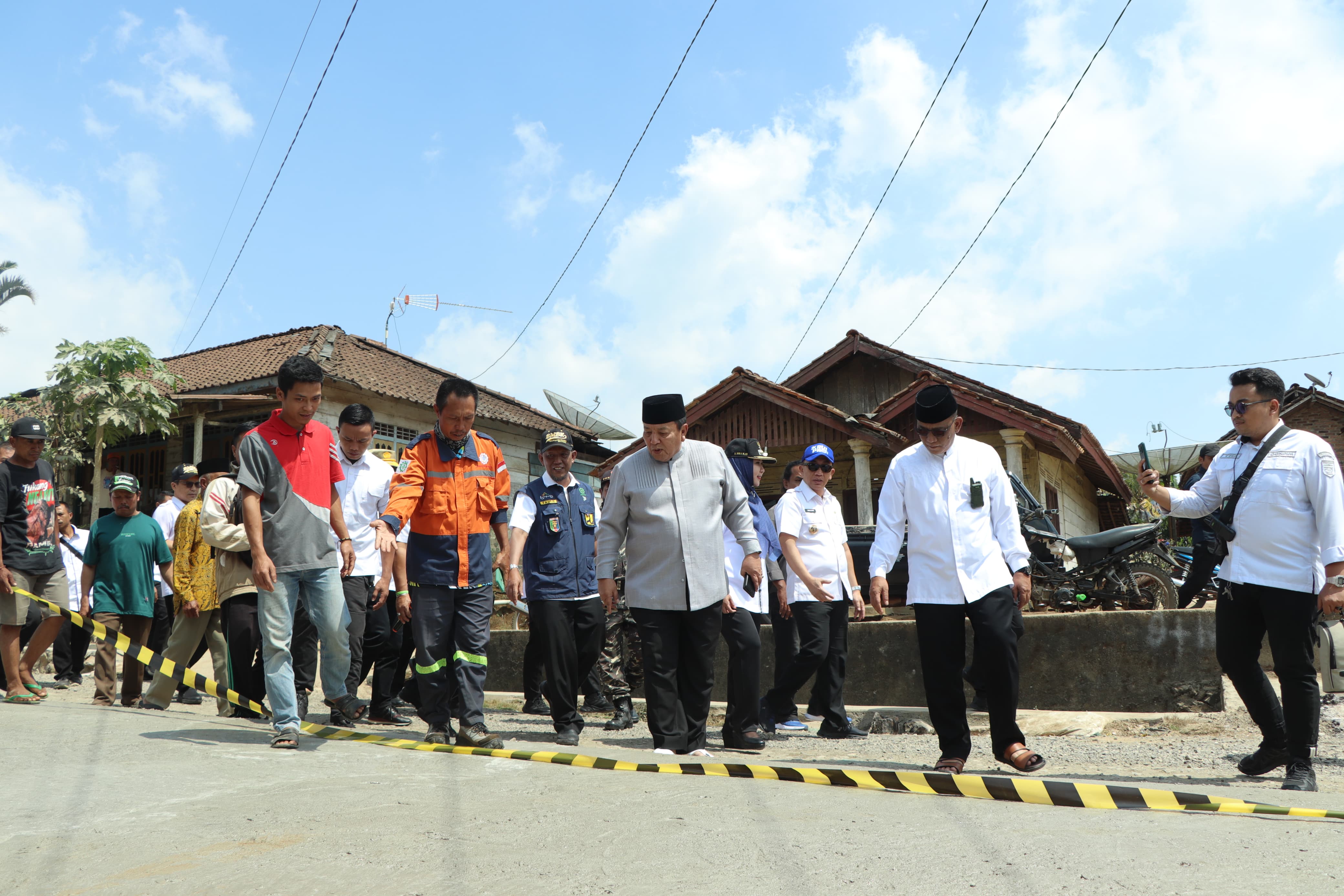 Gubernur Arinal Djunaidi Tinjau Pembangunan Ruas Jalan Provinsi di Pekon Penantian - Ulubelu