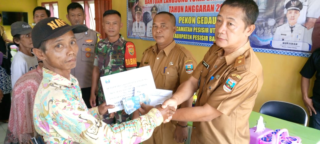 Pemerintah Pekon Gedau Salurkan BLT Tahap 3 Kepada 18 Penerima Manfaat