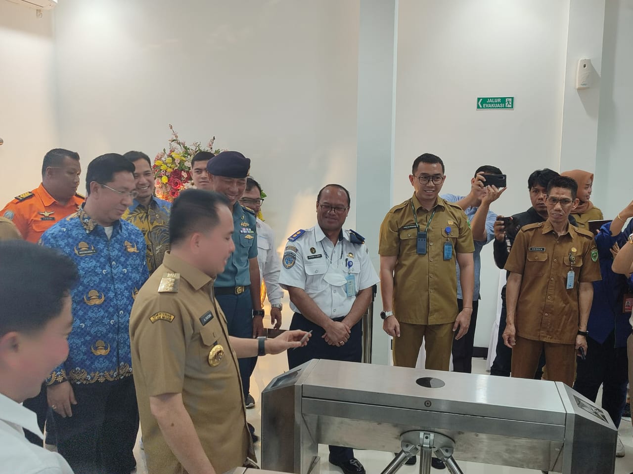 Peresmian Renovasi Gedung Terminal Penumpang Pelabuhan Boom Baru