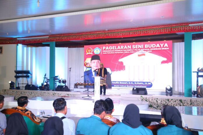 Unila Dan MPR RI Sosialisasikan Empat Pilar Melalui Pagelaran Seni Budaya