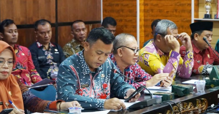 Asisten I Sukarma Wijaya Pimpin Rapat Teknis LO MTQ Ke-50 Provinsi Lampung
