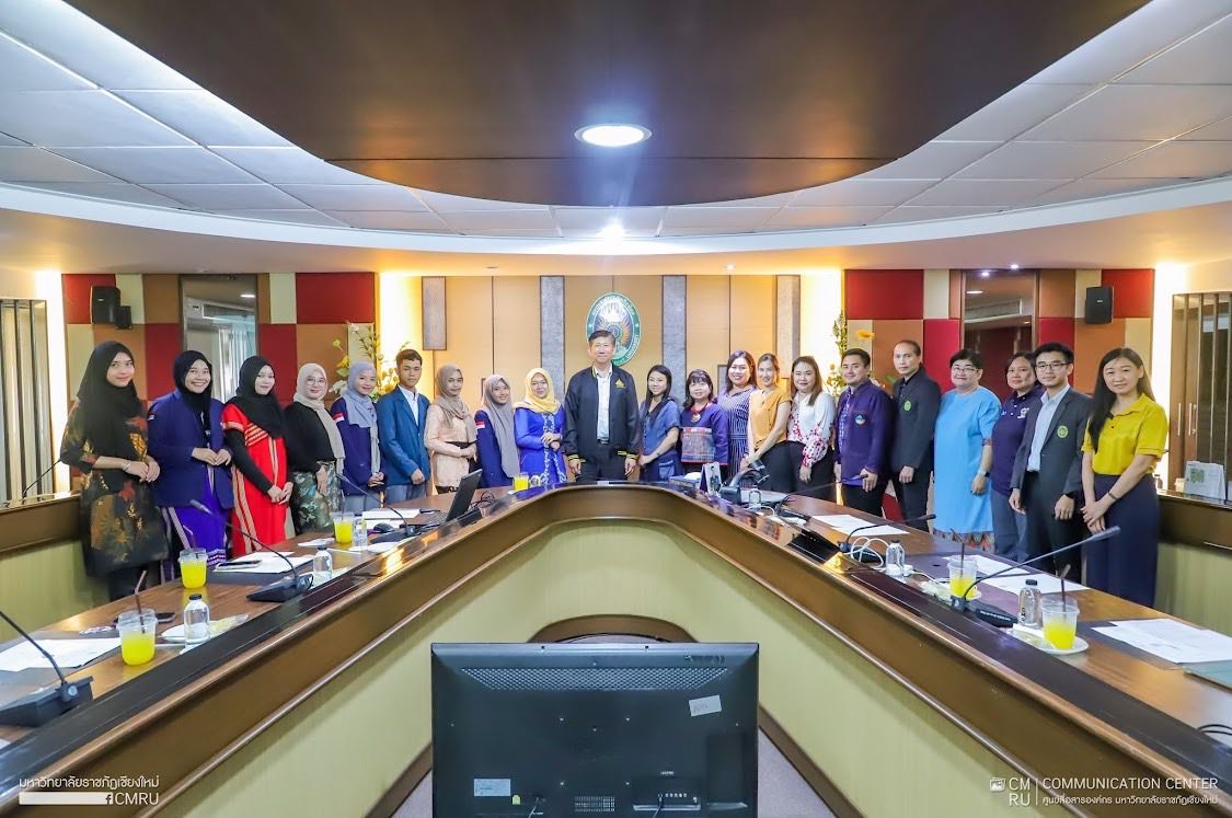 Mahasiswa FKIP Ikuti Program SEA Teacher di Filipina dan Thailand