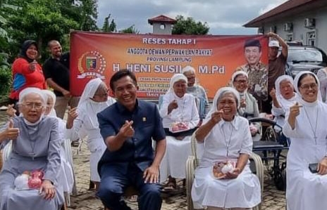 Reses Heni Susilo: Silaturahmi dan Apresiasi untuk Suster Purna Tugas di Vita Grasia