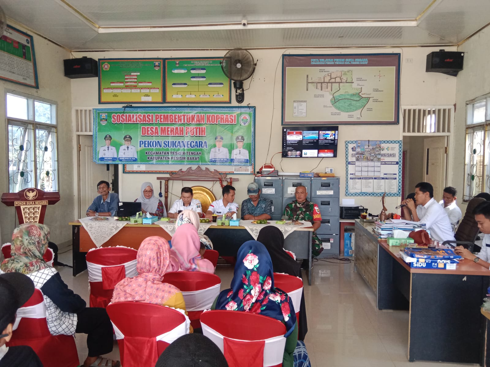 Gelorakan Semangat Gotong Royong, Pekon Sukanegara Sosialisasikan Koperasi Merah Putih