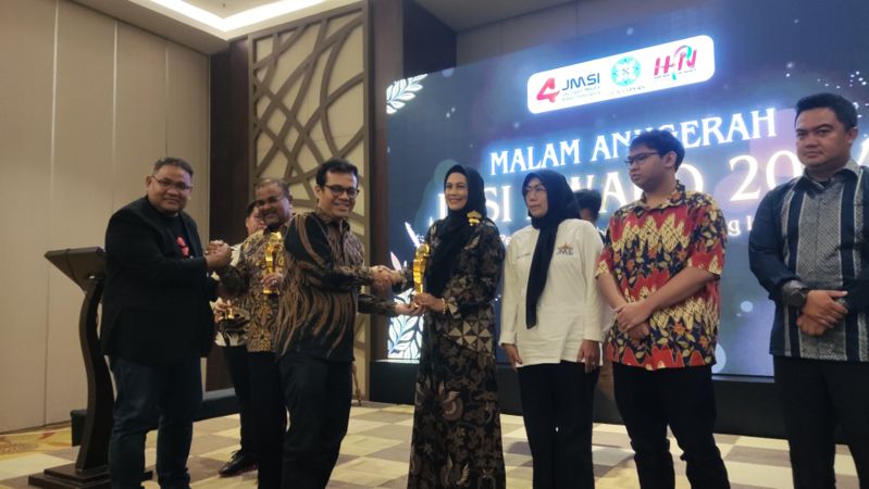 Dir Narkoba Polda Lampung Raih Jaringan Media Siber Indonesia (JMSI) Award 2024