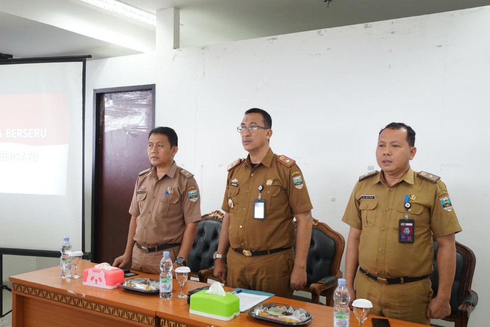 Pj. Sekda Jon Edwar Buka Sosialisasi dan Bimtek Aplikasi E-Presensi