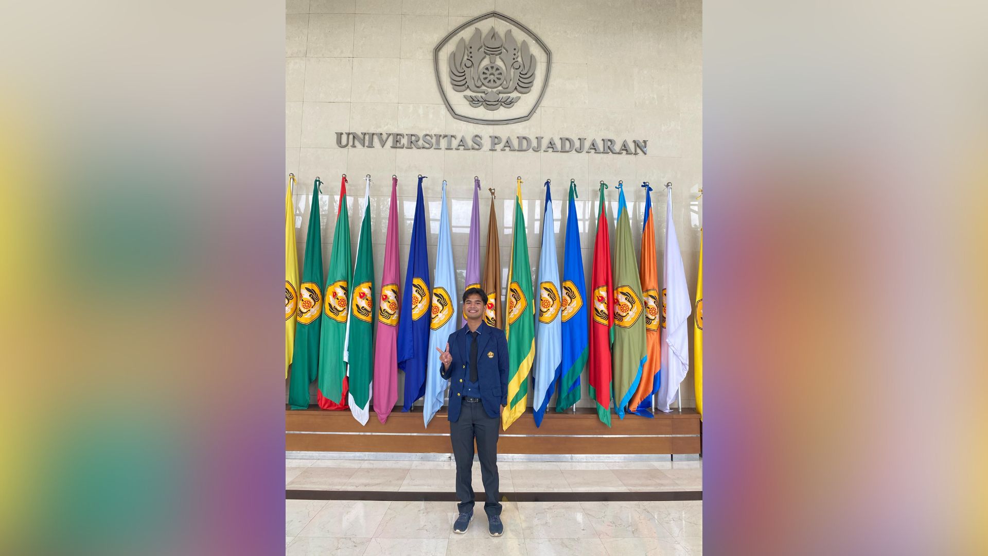 Apoteker di Labirin Singularitas Medis Kontemporer