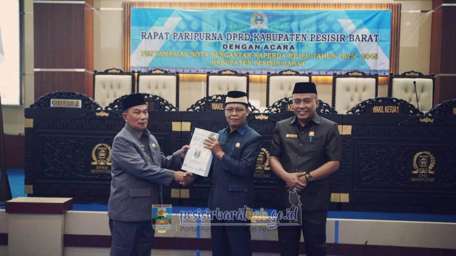 Menuju Masa Depan Gemilang: Pesisir Barat Tetapkan RPJPD 2025-2045