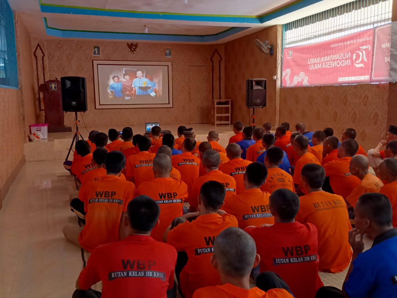 Rutan Kelas IIB Krui Gelar Nonton Bareng untuk Hibur Warga Binaan