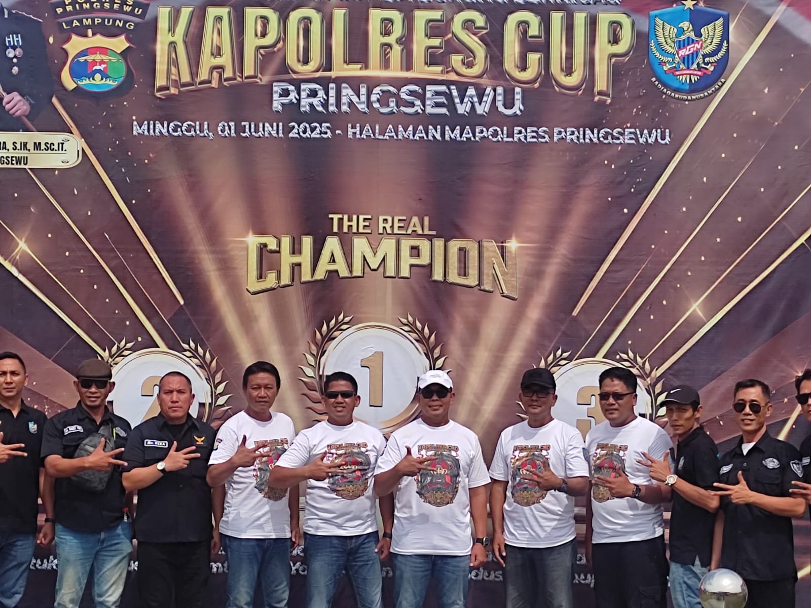 Ratusan Kicau Mania Adu Suara di Pringsewu, Sepeda Motor Jadi Rebutan