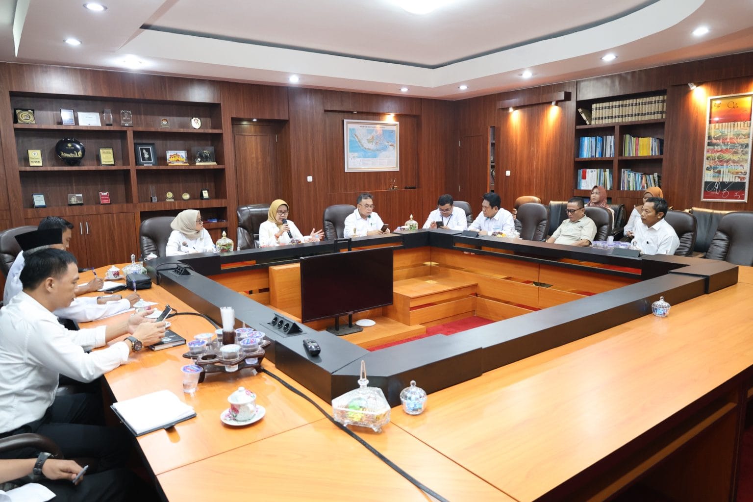 Rektor Unila Terima Audiensi Bupati Lampung Timur, Bahas Kerja Sama Strategis Pengembangan SDM