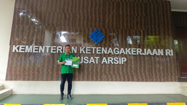 Kemenaker Diminta Turun Tangan Usut Penahanan Ijazah Karyawan Karang Indah Mall