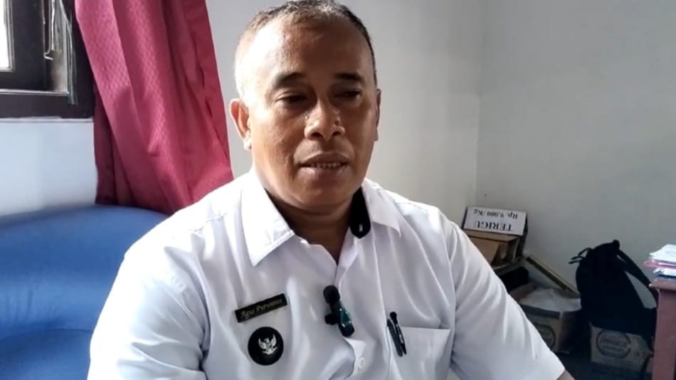 Pemkot Bandarlampung Menyerahkan Bantuan Beras kepada 192 KK di Kelurahan Gedong Meneng