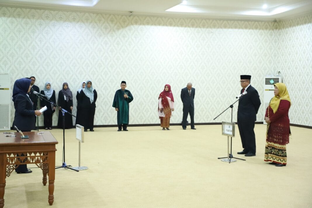 Rektor Universitas Lampung Lantik Wakil Rektor BUK dan Ketua LPPM