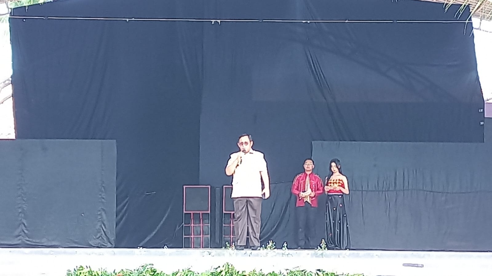 Universitas Lampung Angkat Tradisi di Peringatan Hari Tari Dunia