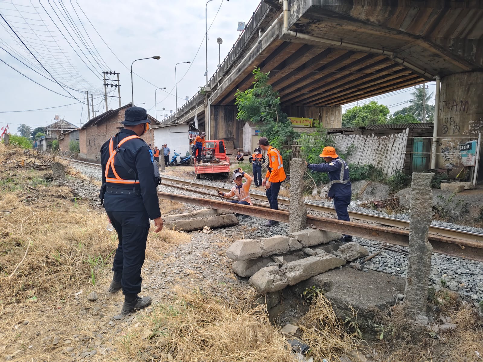 KAI Tutup 8 Perlintasan Liar di Lampung, Cegah Korban Jiwa
