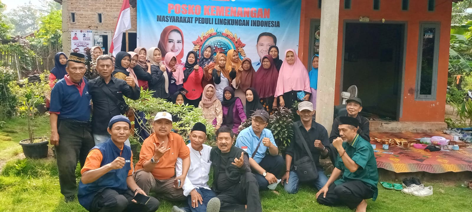 Peresmian Posko Lingkungan di Pesawaran, Perajin Tapis Titip Harapan Pemasaran