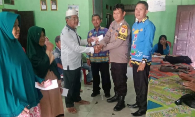 Pemerintah Pekon Kota Karang Salurkan BLT-DD Tahap I Tahun 2024