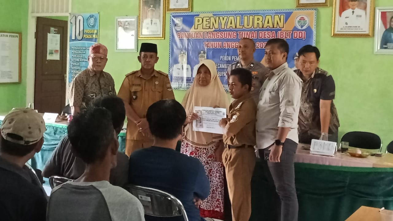 27 KPM Pekon Pemerihan Pesisir Barat Terima BLT-DD