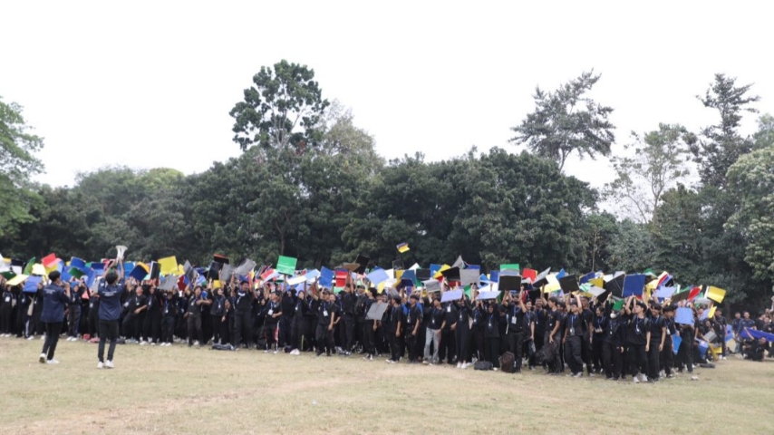 Perdana, Fakultas Teknik Unila Adakan Paper Mob PKKMB