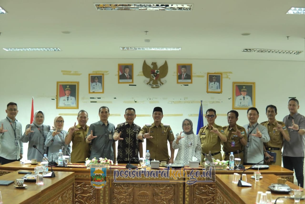 Bupati Pesisir Barat dan BPD Lampung Bahas Sinergi Pembangunan Daerah