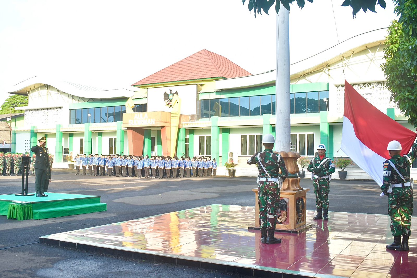 HUT ke-80 RI, Prajurit dan PNS Korem 043/Gatam Gelorakan Semangat "Bersatu Berdaulat"