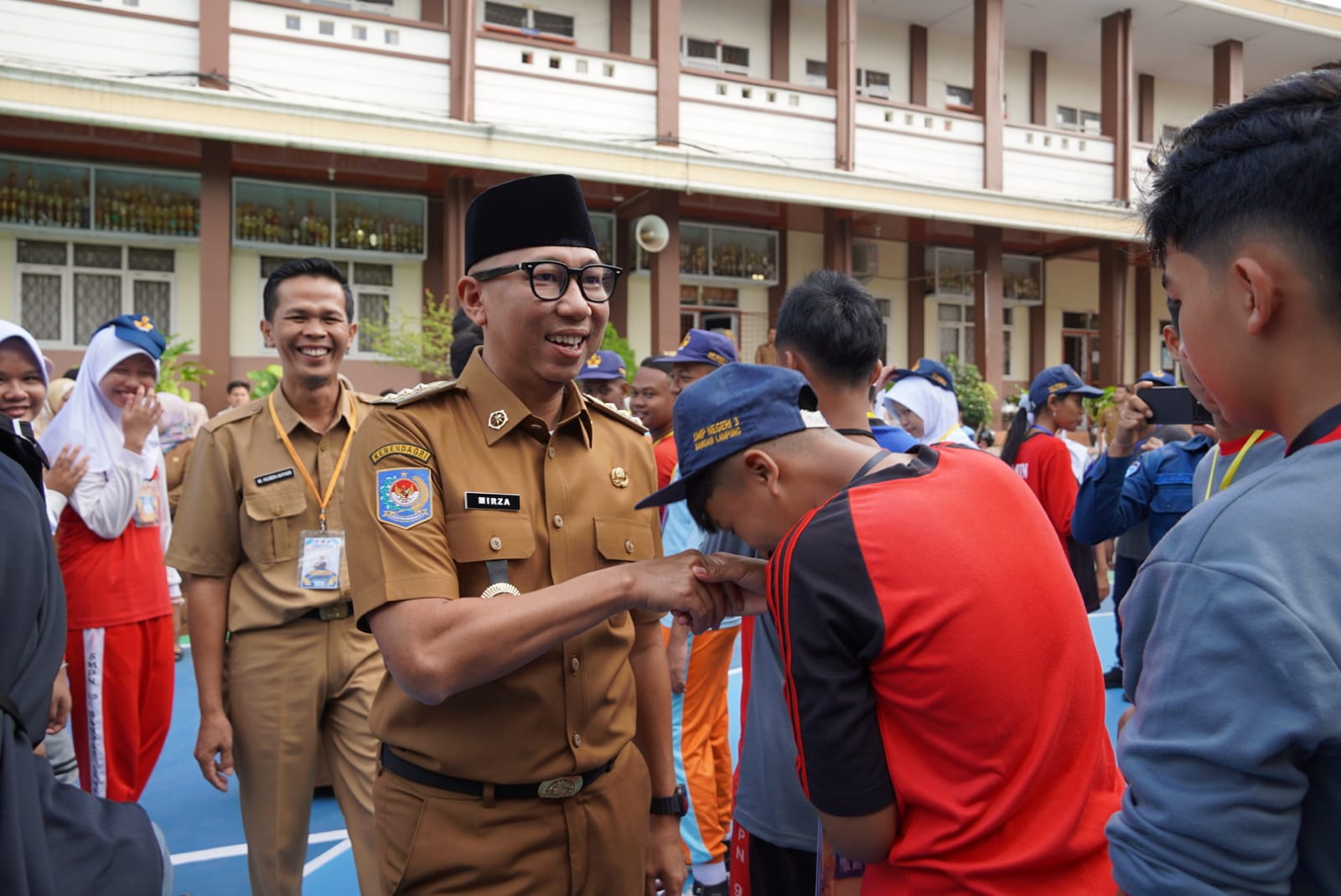 Efek Kebijakan Gubernur, Biaya Pendidikan di Lampung Justru Turun Drastis