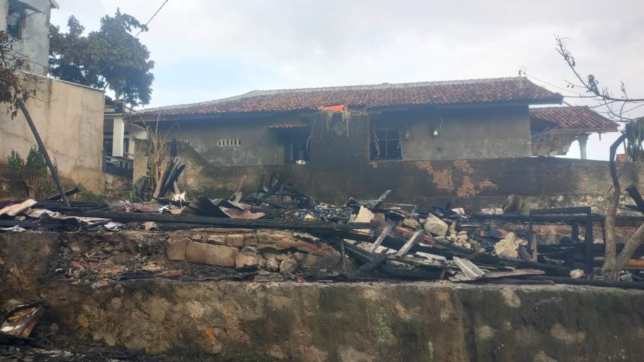 GEMIRA Lampung Salurkan Bantuan untuk Korban Kebakaran di Sukajawa TKB Bandarlampung